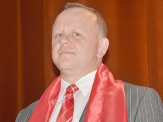 Cârjaliu inaugurează grădiniţa din Lazu